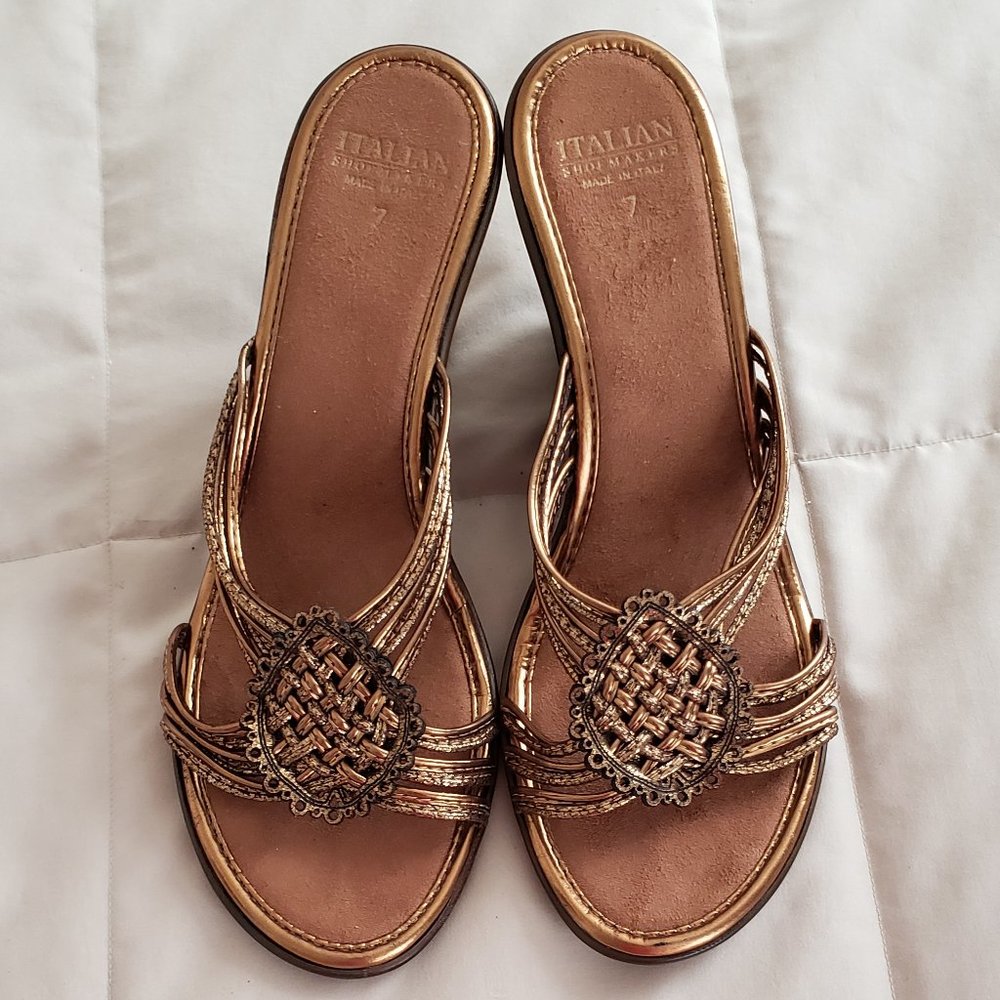 Italian Shoemakers bronze-brown sandals. Size 7